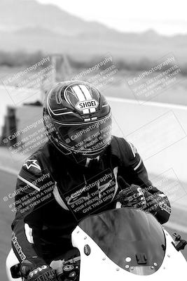 media/Mar-20-2023-Moto Forza (Mon) [[d0bbc59e78]]/Around the Pits/